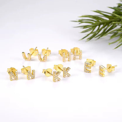 Initial Stud Oorbellen