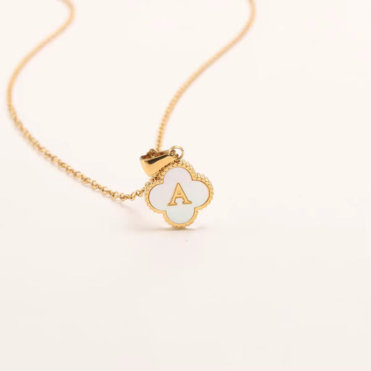 Lucky Clover Initial Ketting